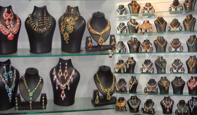 She Shoppee | Optical Shops in Udaipur | Bag Dealers in Udaipur | Fashion Accessories Shops in Udaipur